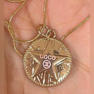 unauthentic chanel necklace😊 no return